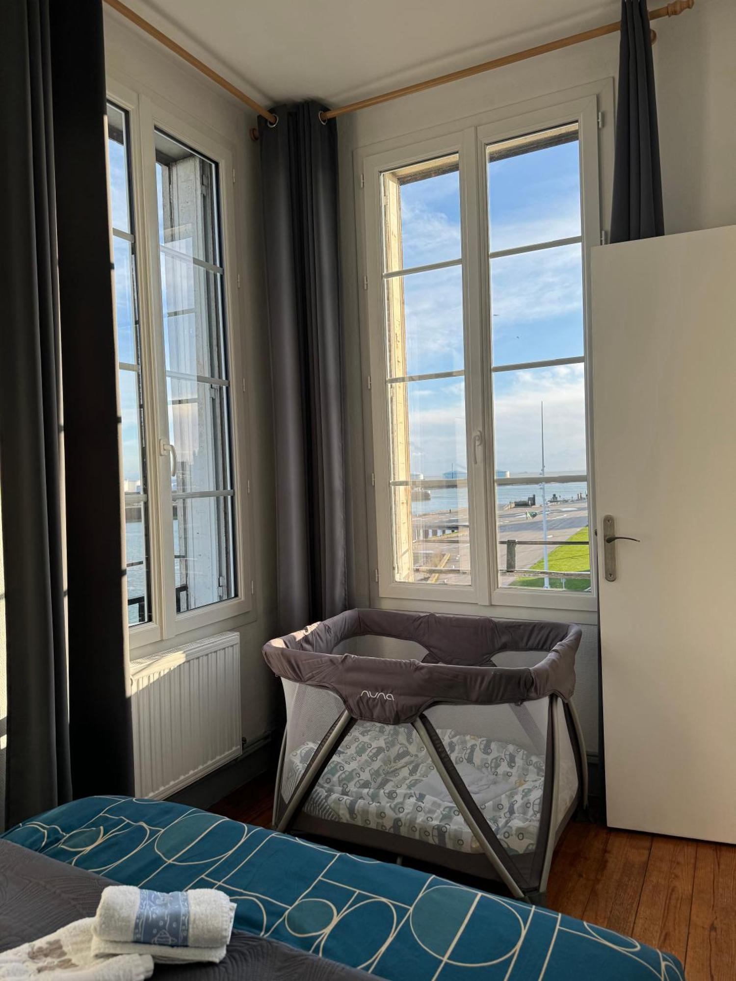 "L'Amarrage" 2 Chambres Perret Pleine Vue Mer Le Havre Luaran gambar